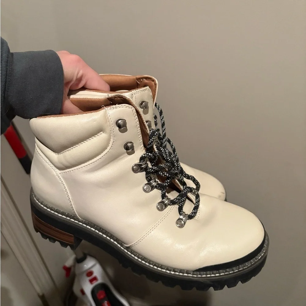 Women’s Cream Lace-Up Ankle Boots • Size 9.5 • Chunky Sole